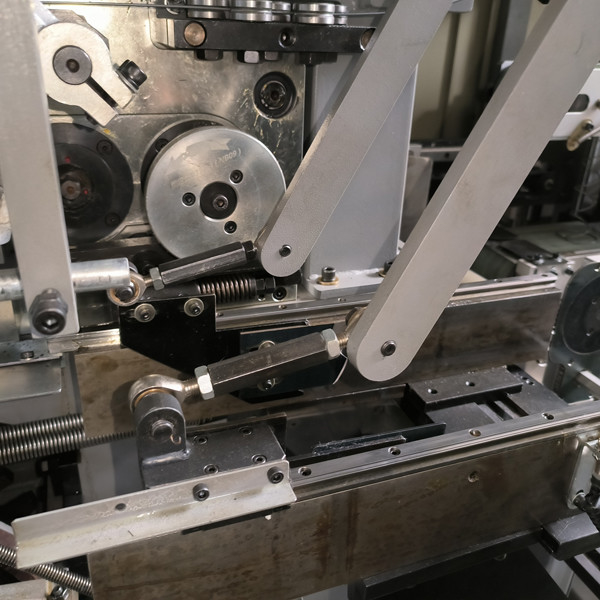 Servo Control Mattress Spring Bed Core Production Line 100 Springs/Min