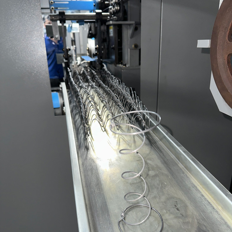 75-95mm Kasur Spring Membuat Peralatan Untuk 1.8-2.4mm Wire Diameter